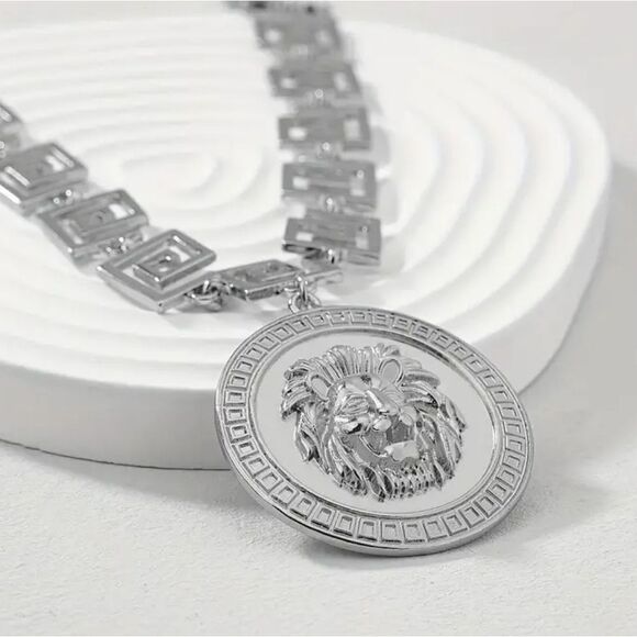 Designer Inspired Silver Lion Necklace - Picture 4 of 5